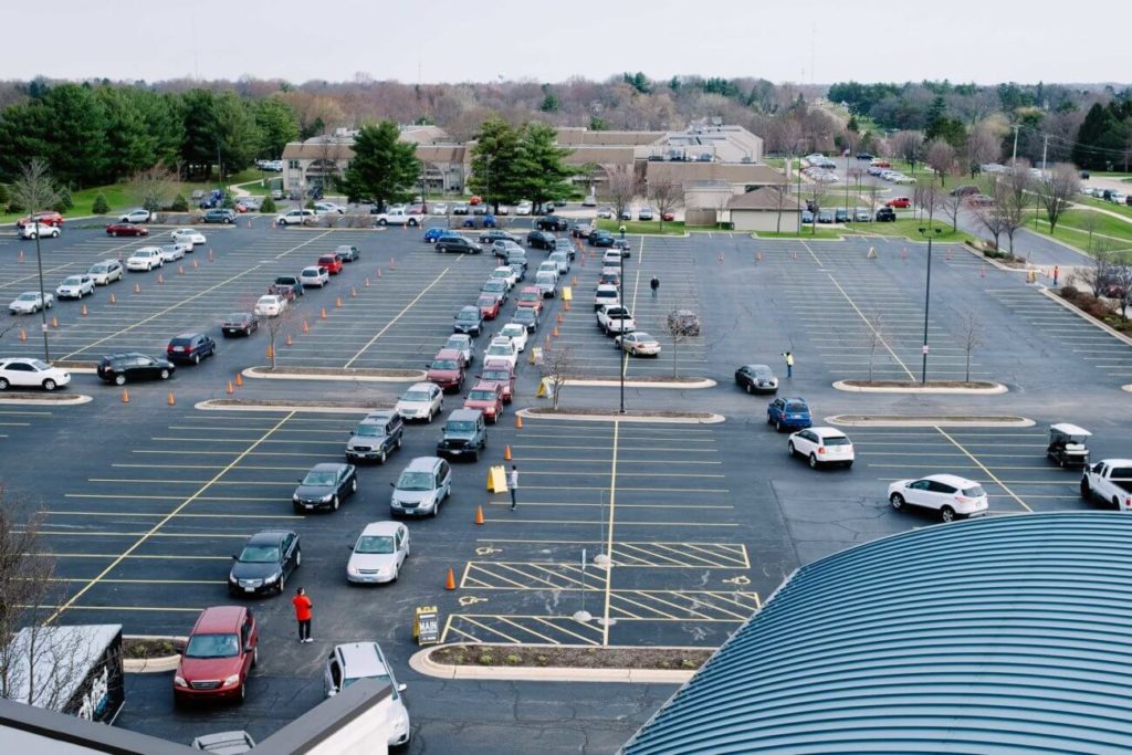 Rockford, Illinois – Convoy of Hope delivers relief supplies to a line of cars stretching more than 2 miles at City First Church